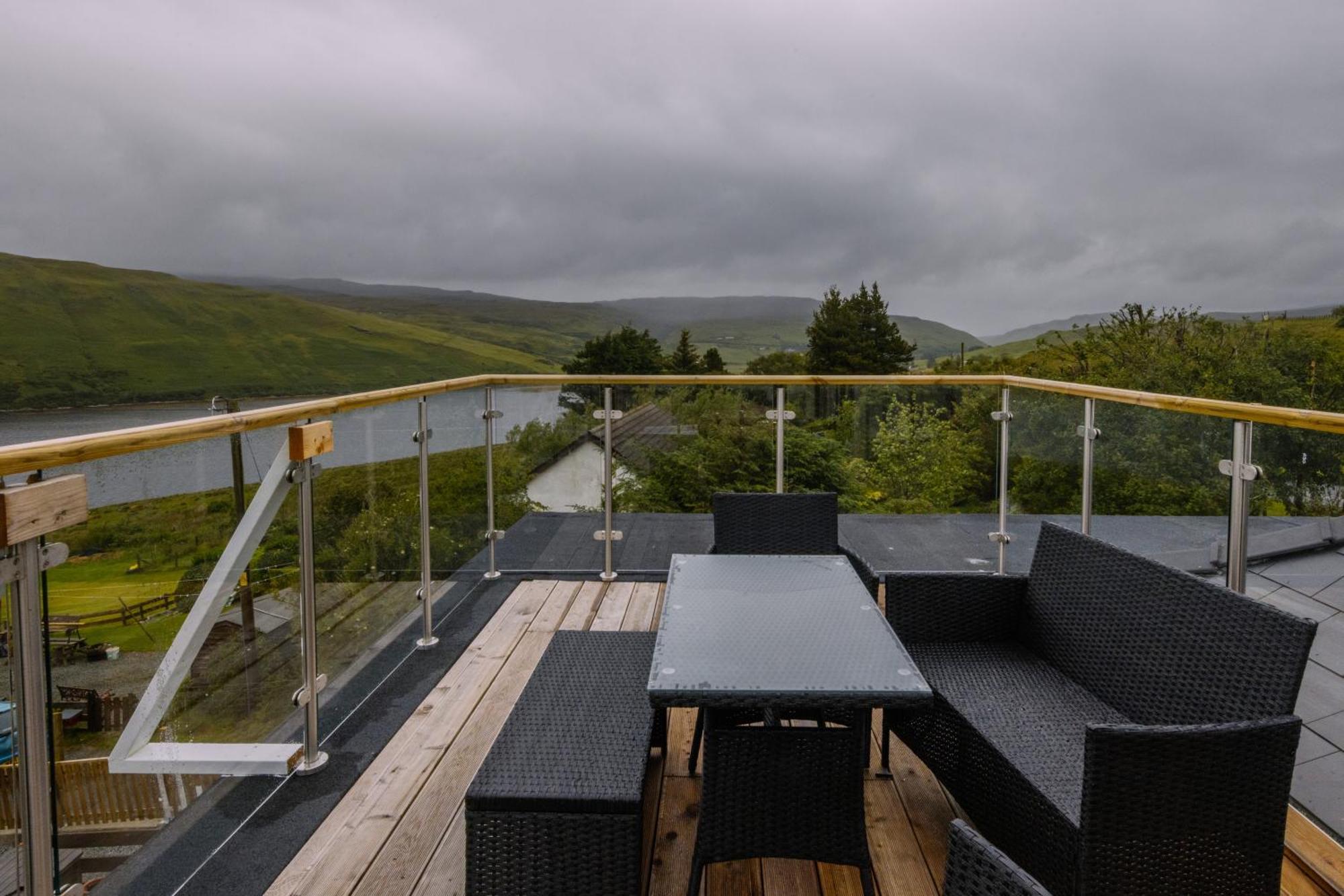 Luxury Cottage With Stunning Views By Fairy Pools 4 Carbost (Loch Harport, Isle of Skye) Exterior foto