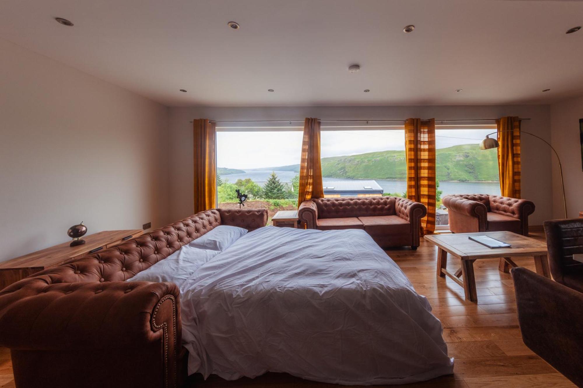 Luxury Cottage With Stunning Views By Fairy Pools 4 Carbost (Loch Harport, Isle of Skye) Exterior foto